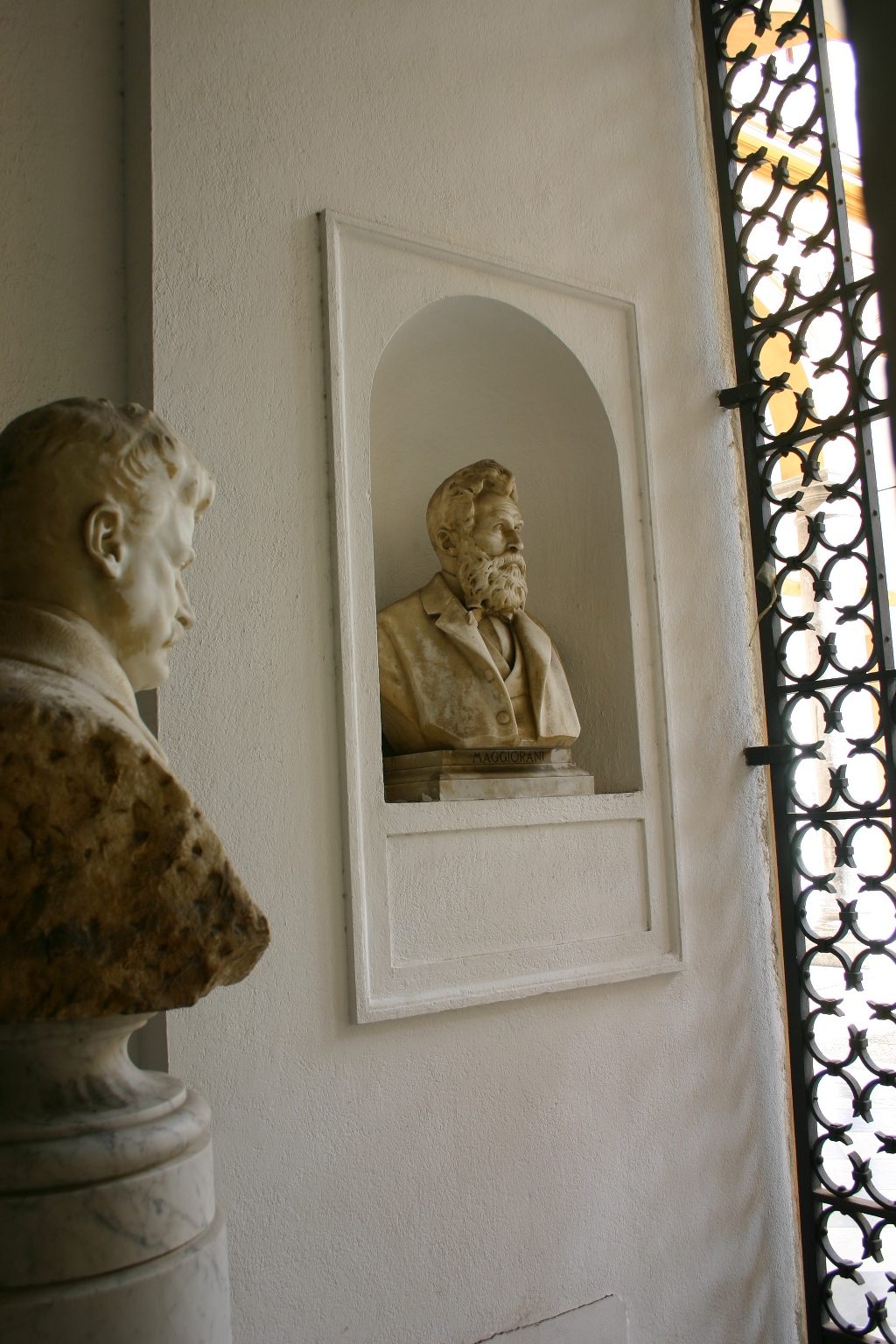Carlo%20Maggiorani%27s%20bust%2C%20Palermo%20-%2001.JPG